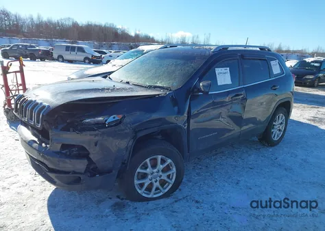 2016 Jeep Cherokee Latitude из США, поврежденный, VIN 1C4PJMCS1GW101572